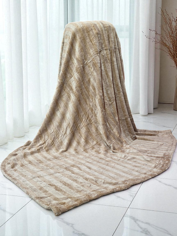 The Linear Comfort Blanket (AR-478)