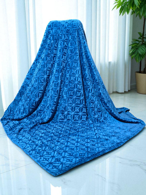 Versa-Style Luxury Throw (AR-479)